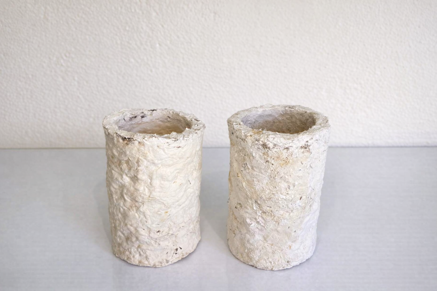 Cylindrical packaging